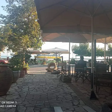 Vasilis Travlos * Poros (Kefalonia)