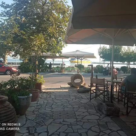Apartment Vasilis Travlos Poros (Kefalonia)