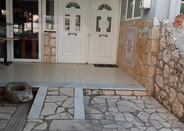 Vasilis Travlos Poros (Kefalonia)